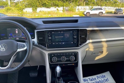 2022 Volkswagen Atlas 3.6L V6 SE w/Technology