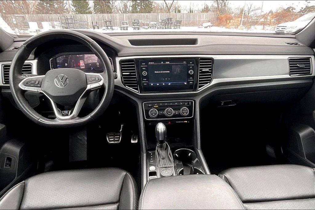 2023 Volkswagen Atlas Cross Sport 2.0T SEL R-Line