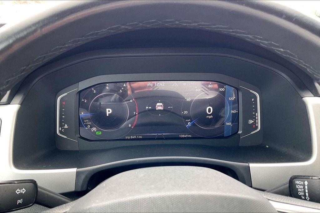 2023 Volkswagen Atlas Cross Sport 2.0T SEL R-Line