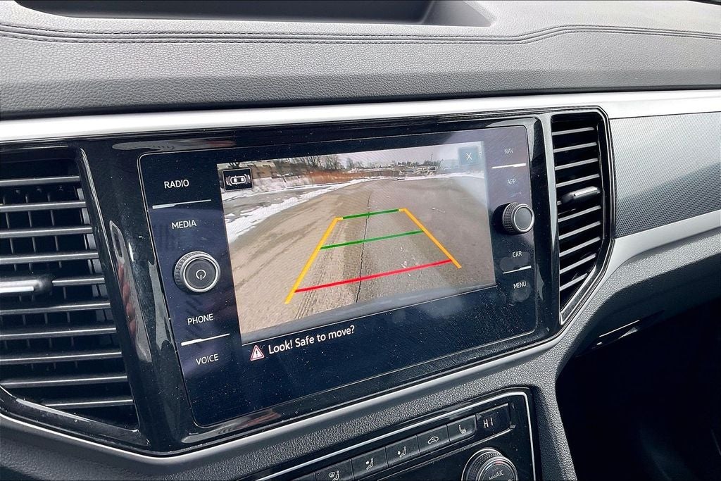 2023 Volkswagen Atlas Cross Sport 2.0T SEL R-Line