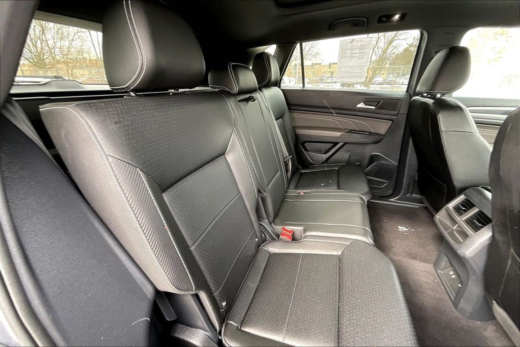 2023 Volkswagen Atlas Cross Sport 2.0T SEL R-Line