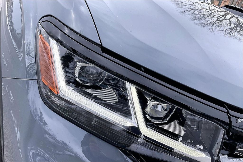 2023 Volkswagen Atlas Cross Sport 2.0T SEL R-Line