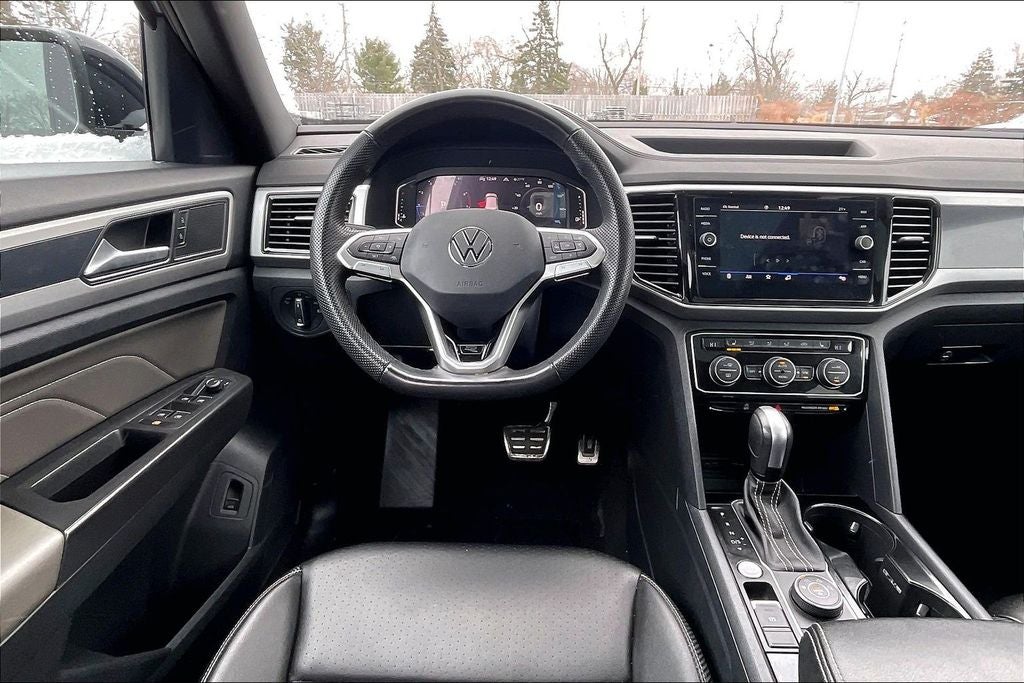 2023 Volkswagen Atlas Cross Sport 2.0T SEL R-Line