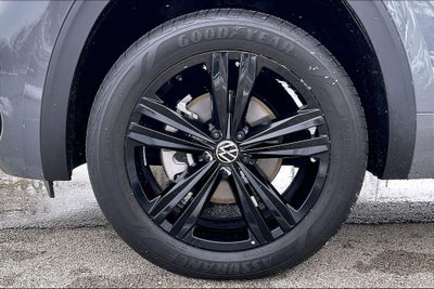 2023 Volkswagen Atlas Cross Sport 2.0T SEL R-Line