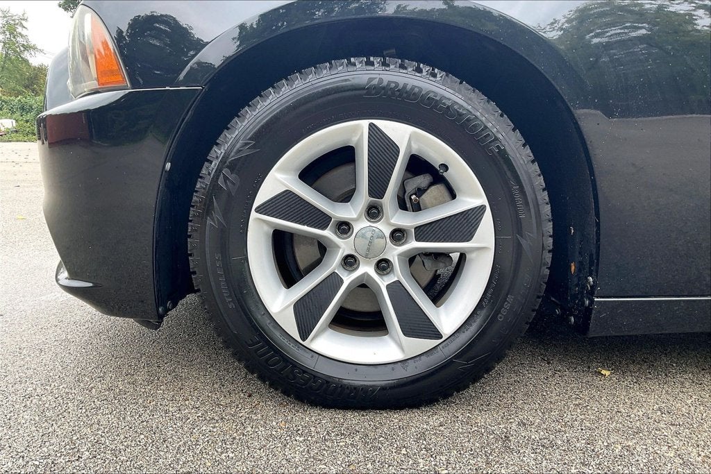 2012 Dodge Charger SE