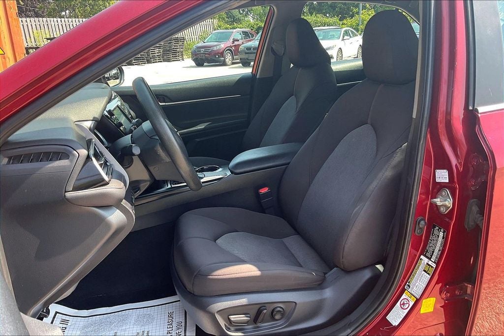 2019 Toyota Camry LE