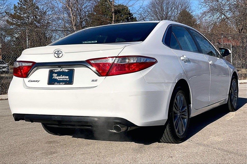 2016 Toyota Camry XLE