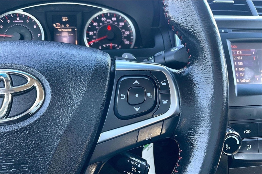 2016 Toyota Camry XLE