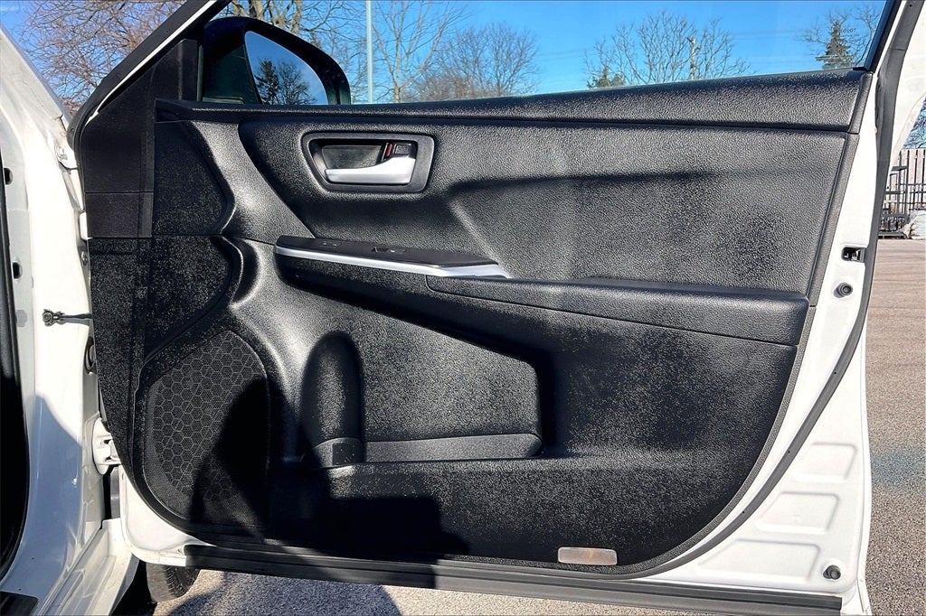 2016 Toyota Camry XLE