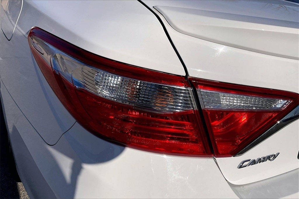 2016 Toyota Camry XLE