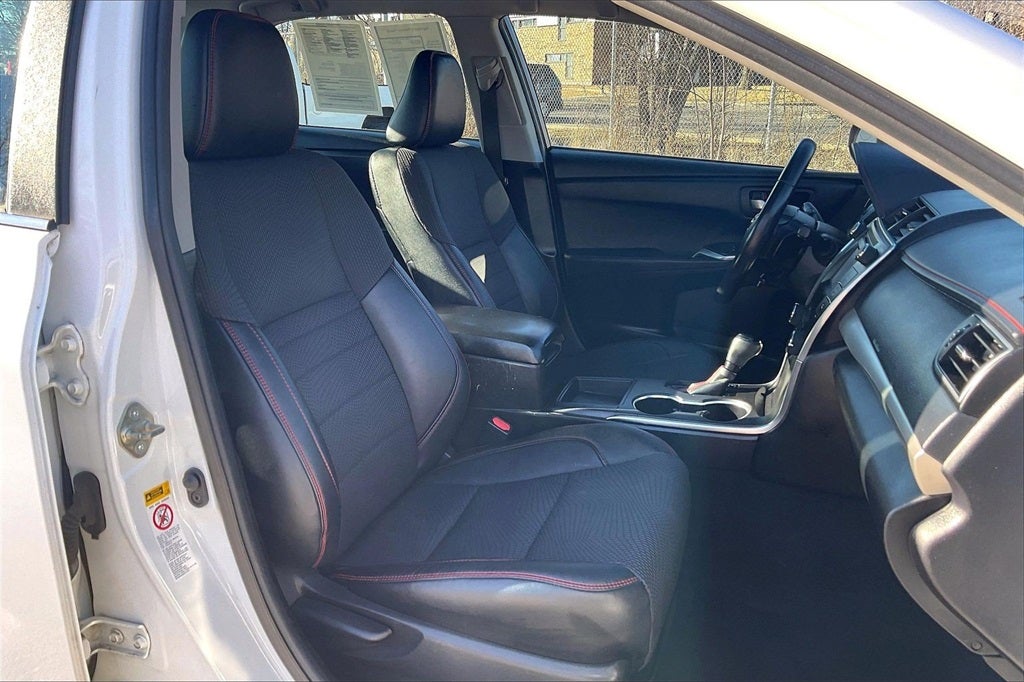 2016 Toyota Camry XLE