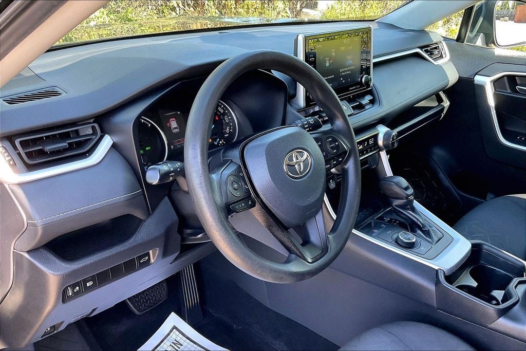 2021 Toyota RAV4 Hybrid XLE