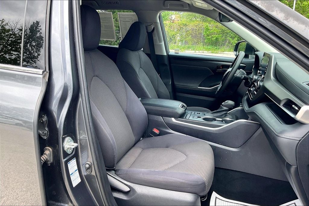 2021 Toyota Highlander L