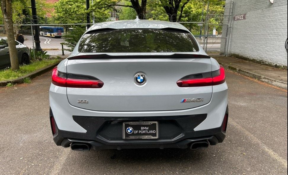 2022 BMW X4 M40i