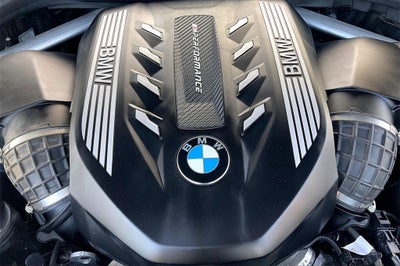 2022 BMW X7 M50i