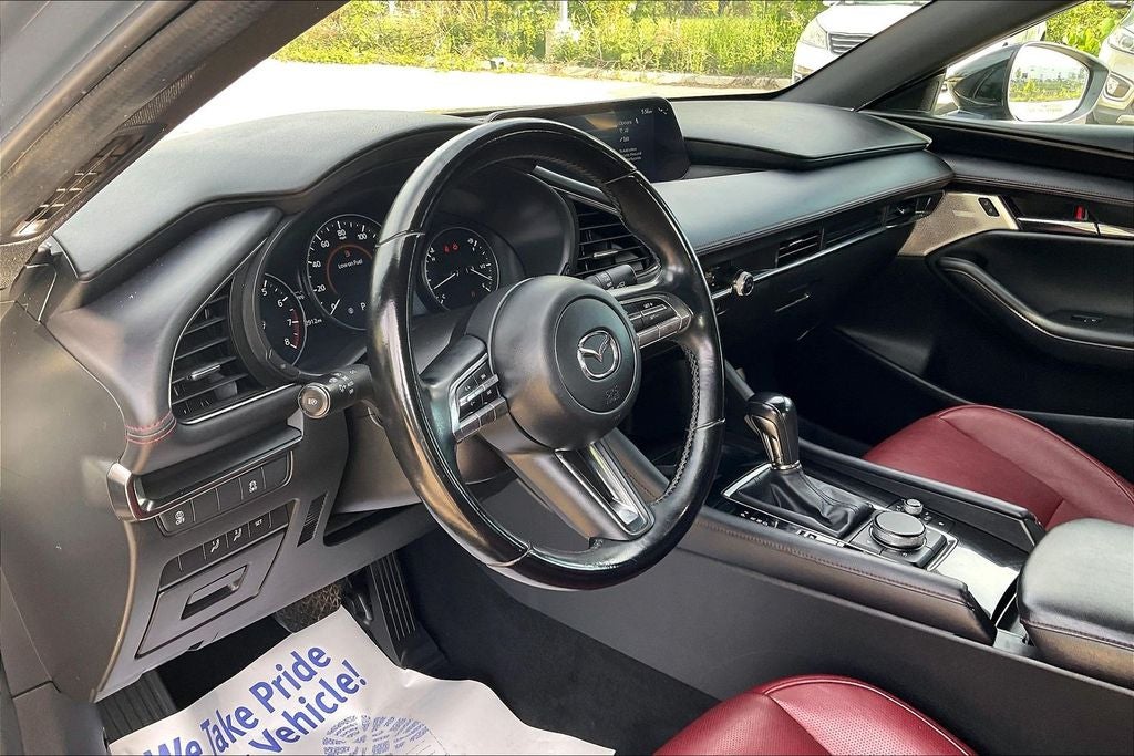 2023 Mazda Mazda3 2.5 S Carbon Edition