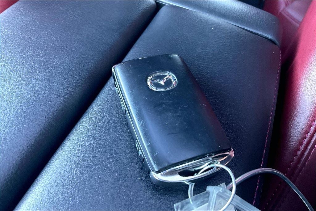 2023 Mazda Mazda CX-9 Carbon Edition