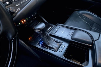 2019 Lexus ES 300h Luxury