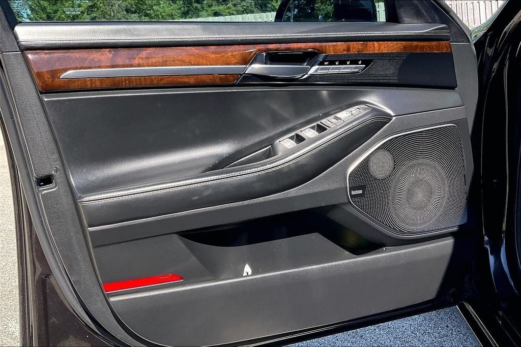2018 Genesis G90 3.3T Premium