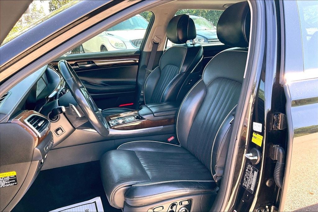 2018 Genesis G90 3.3T Premium