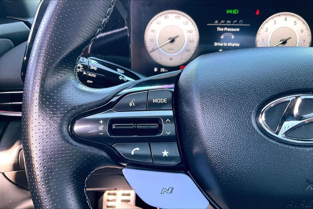 2022 Hyundai Elantra N Base