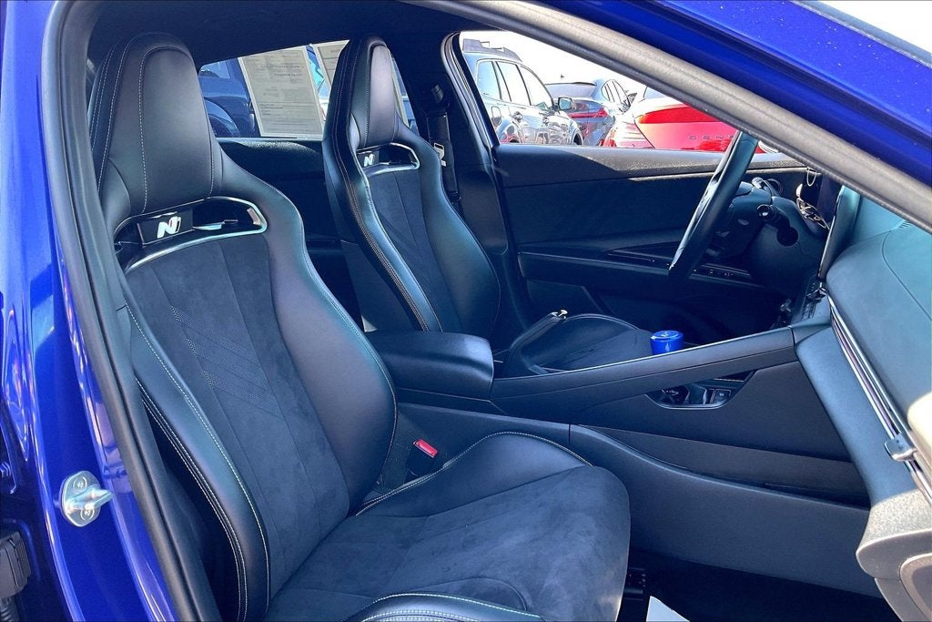 2022 Hyundai Elantra N Base