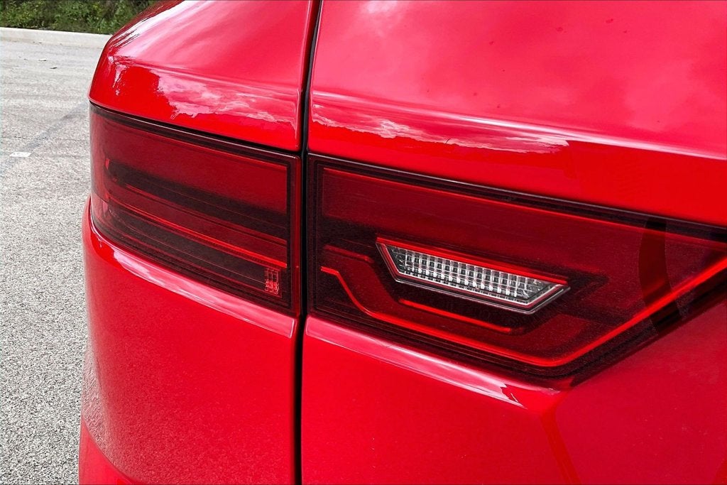 2019 Jaguar E-PACE Base