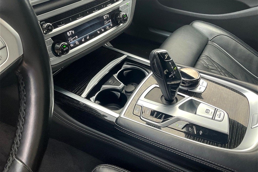 2022 BMW 7 Series 750i xDrive