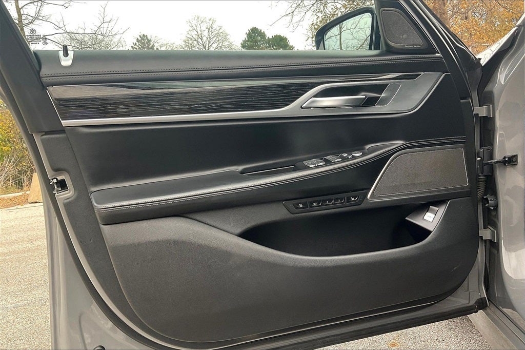 2022 BMW 7 Series 750i xDrive