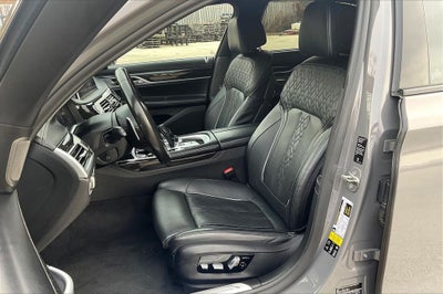 2022 BMW 7 Series 750i xDrive