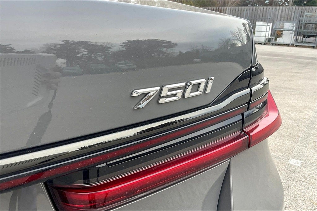 2022 BMW 7 Series 750i xDrive