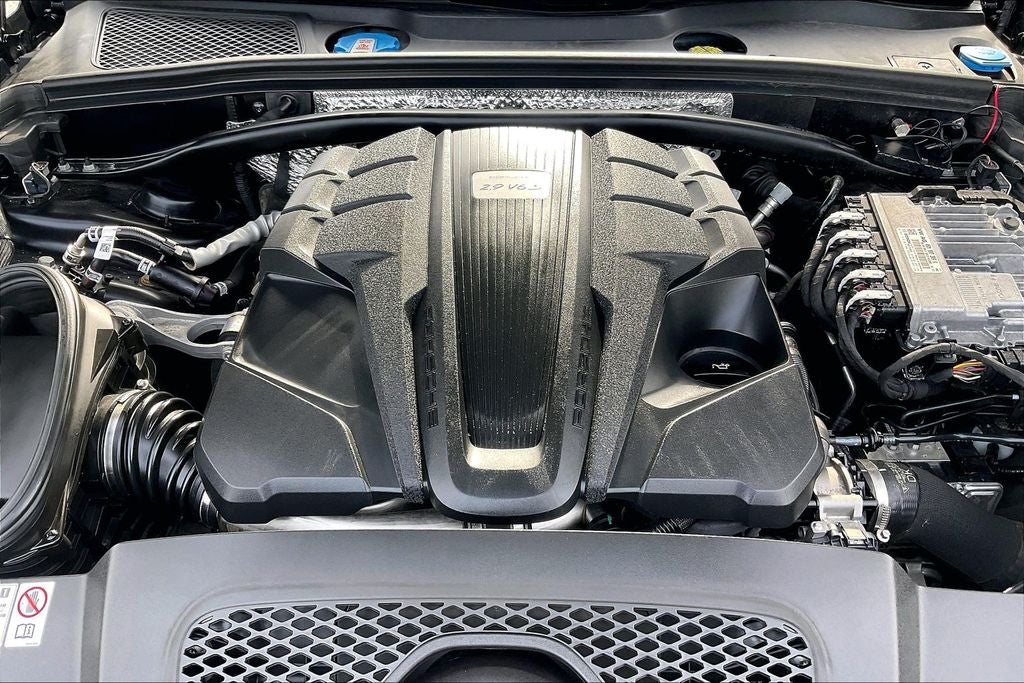 2022 Porsche Macan S