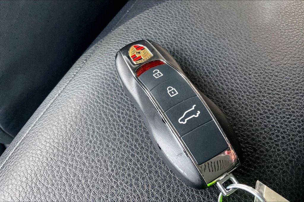 2022 Porsche Macan S