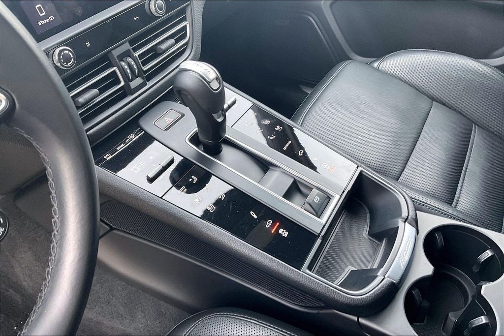 2022 Porsche Macan S