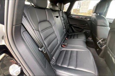 2022 Porsche Macan S