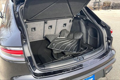 2022 Porsche Macan S