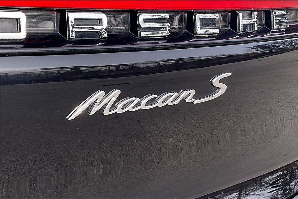 2022 Porsche Macan S