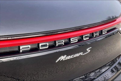 2022 Porsche Macan S