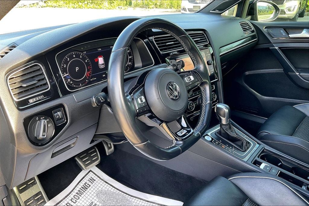 2019 Volkswagen Golf R DCC & Navigation 4Motion
