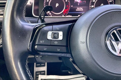 2019 Volkswagen Golf R DCC & Navigation 4Motion