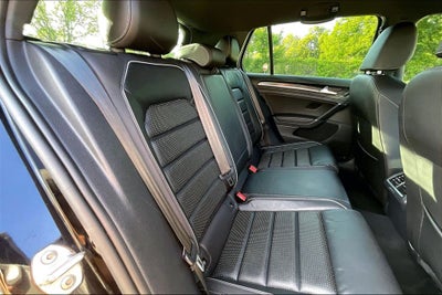 2019 Volkswagen Golf R DCC & Navigation 4Motion