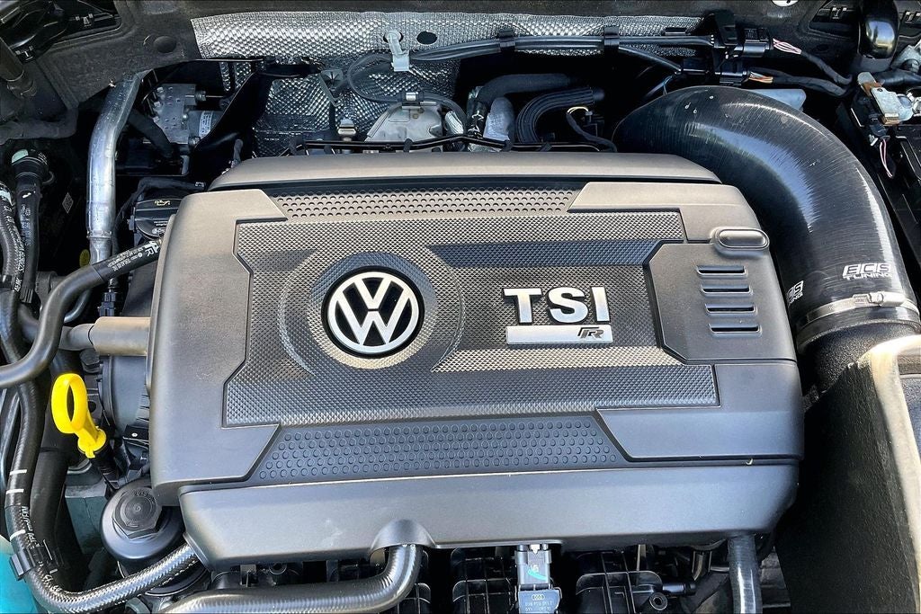 2019 Volkswagen Golf R DCC & Navigation 4Motion