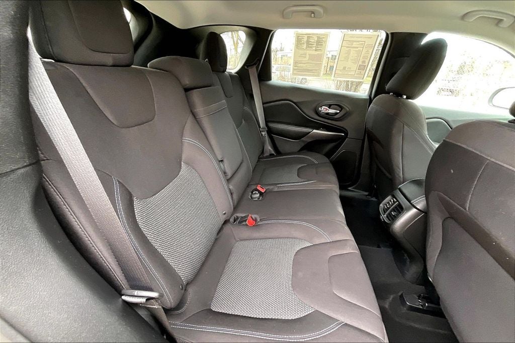 2019 Jeep Cherokee Latitude