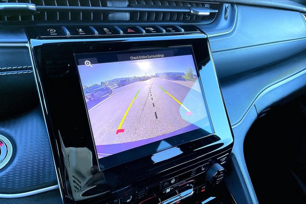 2023 Jeep Grand Cherokee L Altitude