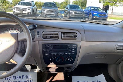 2005 Ford Taurus SE