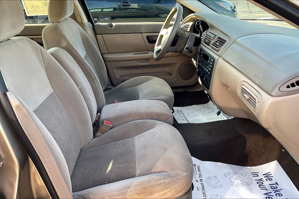 2005 Ford Taurus SE