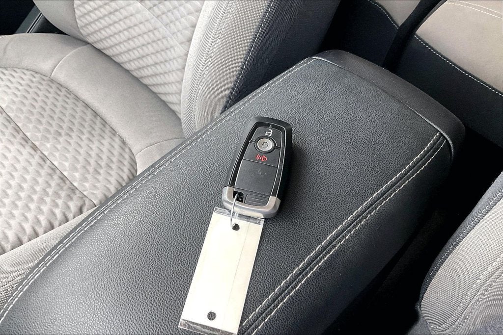 2020 Ford Escape Hybrid SE Sport