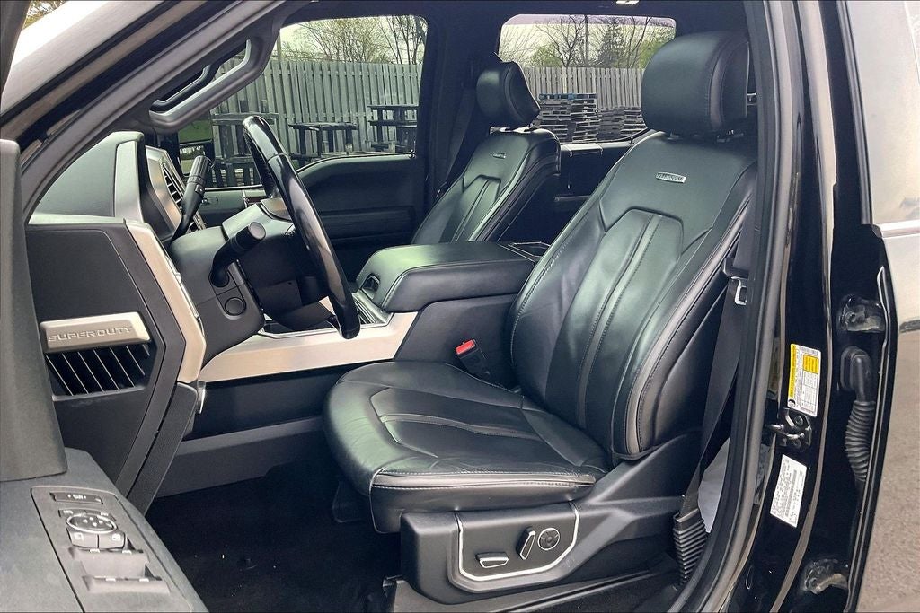 2017 Ford F-350SD Platinum