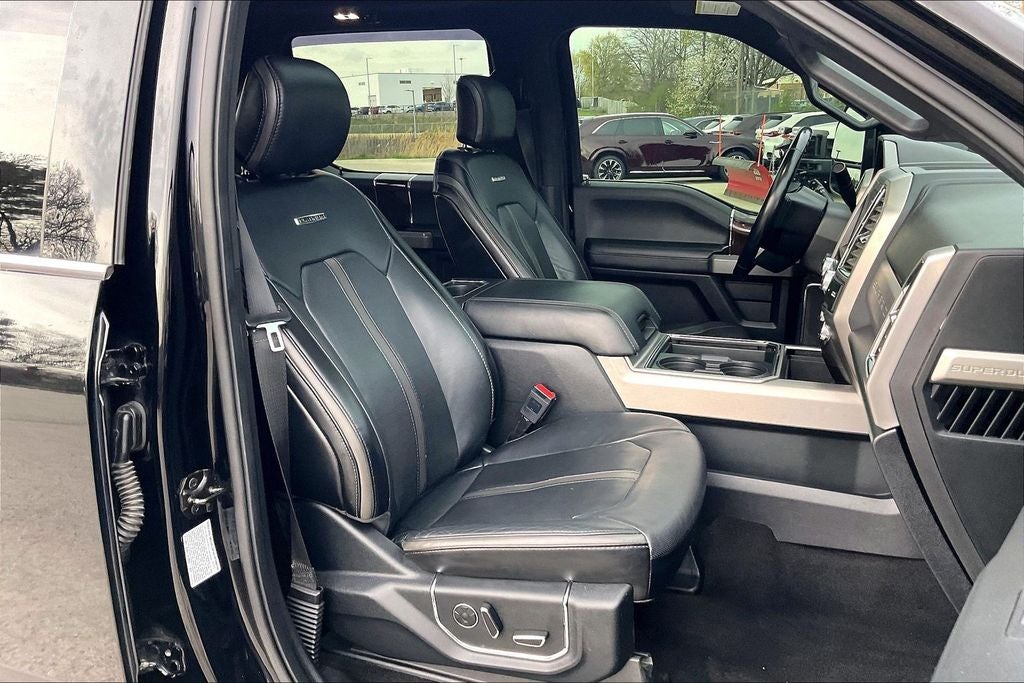 2017 Ford F-350SD Platinum
