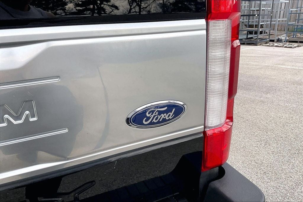 2017 Ford F-350SD Platinum